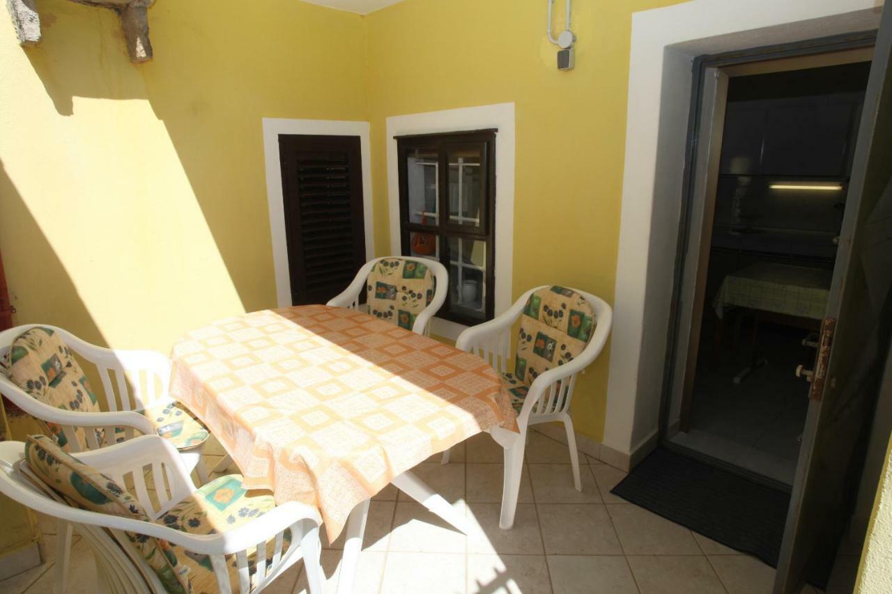 Accommodation Lily Vrana  Exterior photo